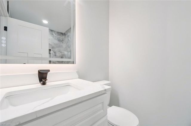 626 Day ST, Hampton, VA 23661