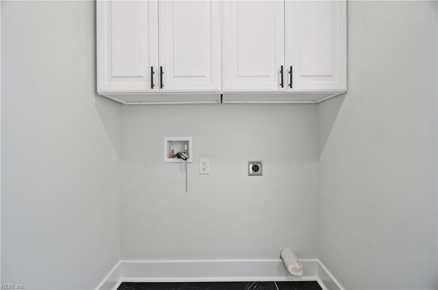 626 Day ST, Hampton, VA 23661