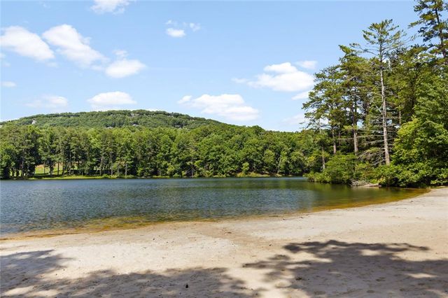 196 Cinnamon Fern Lane, Big Canoe, GA 30143