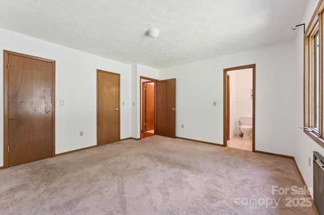 44 Rainbow Road, Highlands, NC 28741
