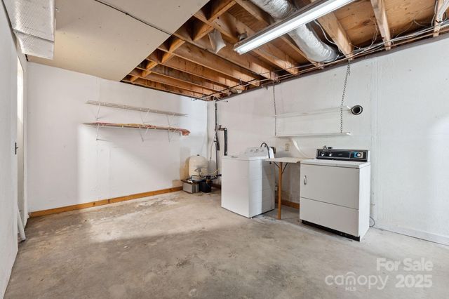 44 Rainbow Road, Highlands, NC 28741