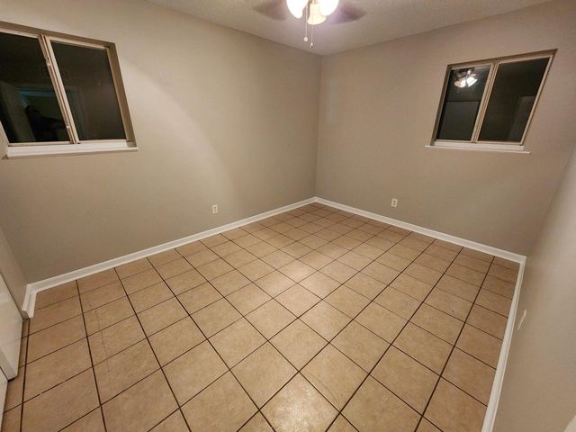 128 Smith Street, Crestview, FL 32539