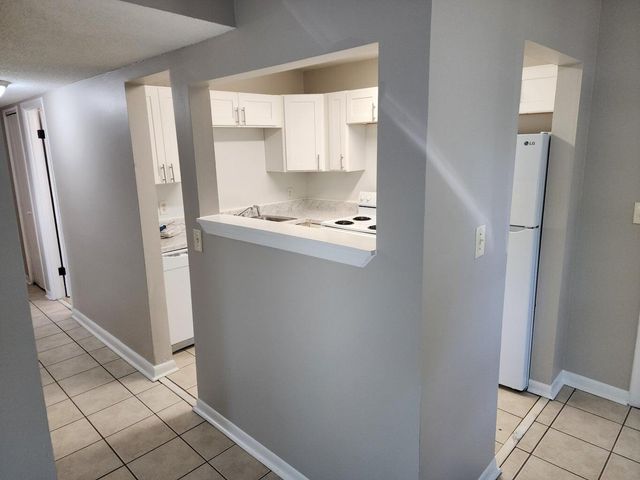 128 Smith Street, Crestview, FL 32539