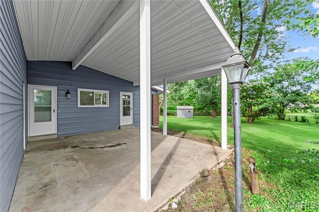 5 Filly Court, Florissant, MO 63033