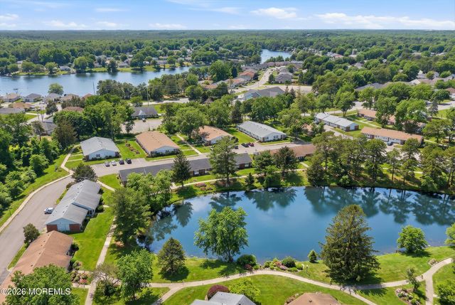 1190B Clydebank Court, Lakewood, NJ 08701