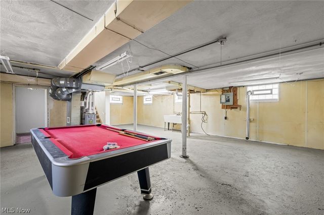 4521 Telhurst Road, South Euclid, OH 44121