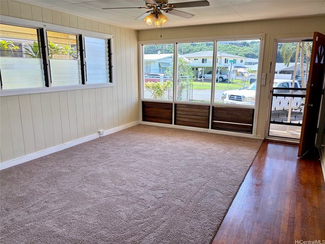 98-400 Ponohale Street, Aiea, HI 96701