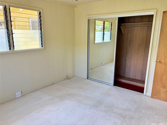 98-400 Ponohale Street, Aiea, HI 96701