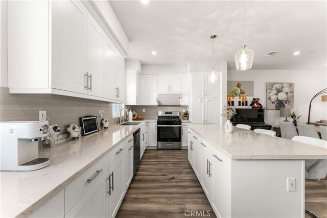 2129 Yukon, Pomona, CA 91766