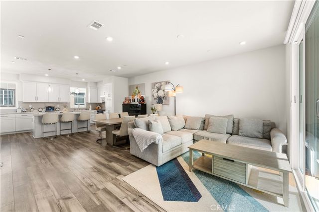 2129 Yukon, Pomona, CA 91766