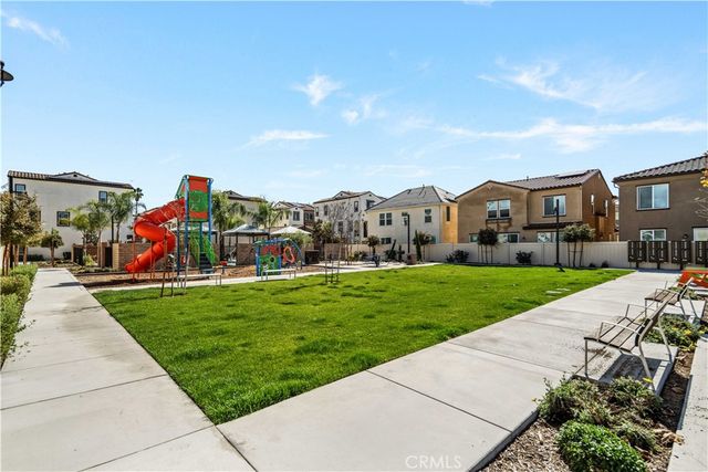 2129 Yukon, Pomona, CA 91766