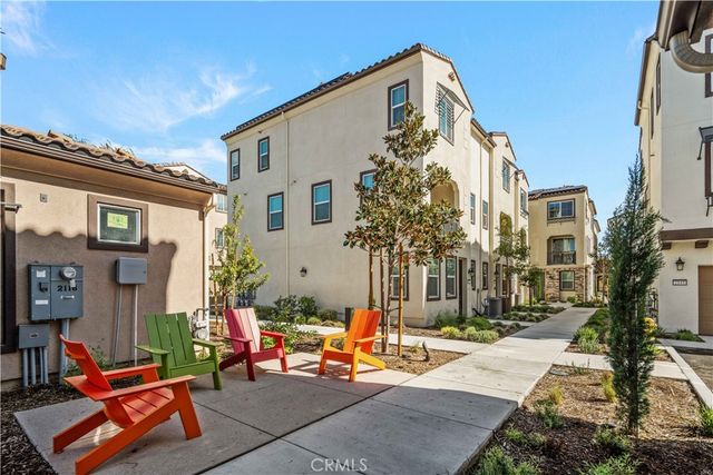 2129 Yukon, Pomona, CA 91766