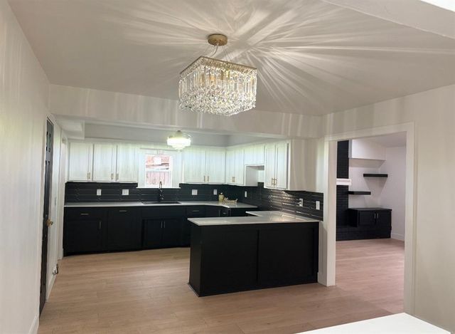 1425 SW 93rd Street, Oklahoma City, OK 73159