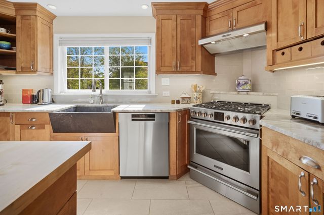 119 Spring Street, Glastonbury, CT 06033