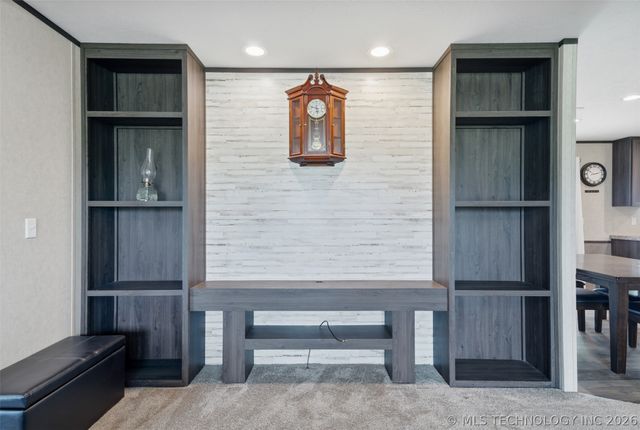 1397 E Cresthaven Court, Porter, OK 74454