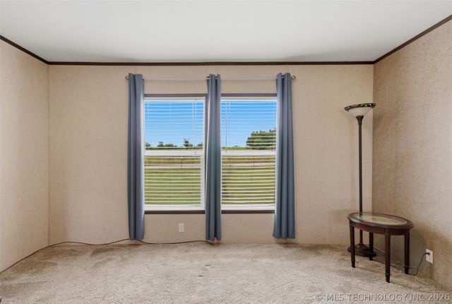 1397 E Cresthaven Court, Porter, OK 74454