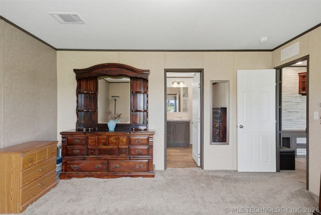 1397 E Cresthaven Court, Porter, OK 74454