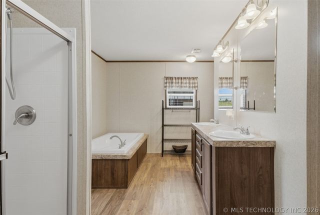 1397 E Cresthaven Court, Porter, OK 74454