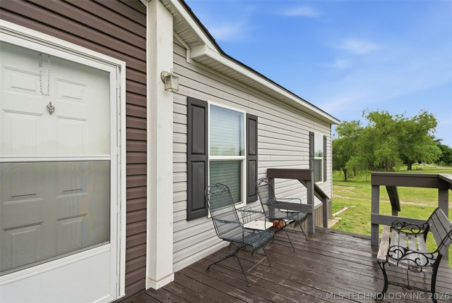 1397 E Cresthaven Court, Porter, OK 74454
