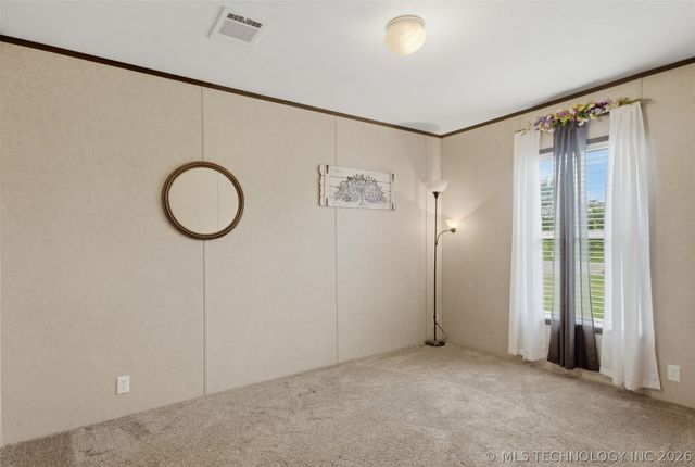 1397 E Cresthaven Court, Porter, OK 74454
