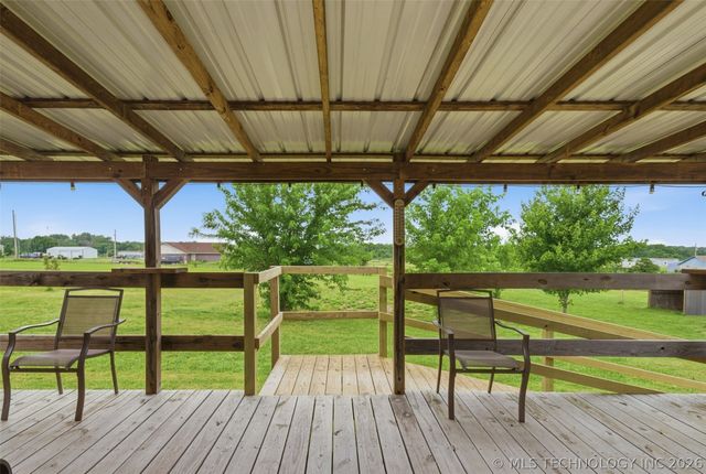 1397 E Cresthaven Court, Porter, OK 74454
