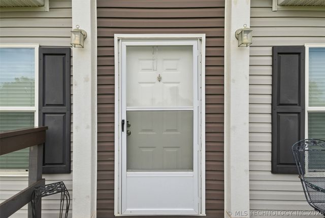 1397 E Cresthaven Court, Porter, OK 74454