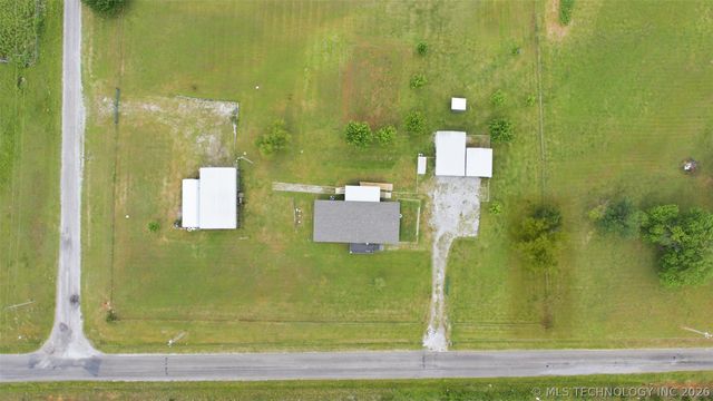 1397 E Cresthaven Court, Porter, OK 74454