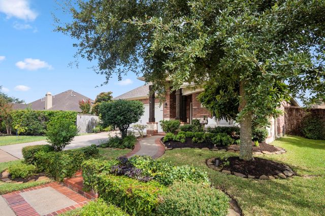 18918 Cove Mill Lane, Cypress, TX 77433