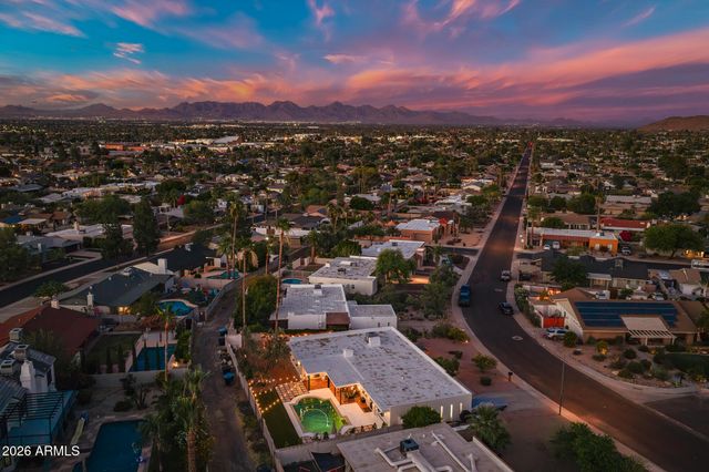 2438 E CHERYL Drive, Phoenix, AZ 85028