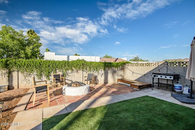 2438 E CHERYL Drive, Phoenix, AZ 85028