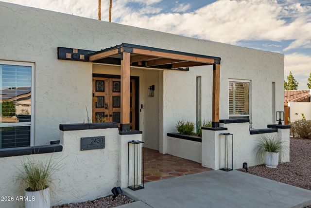 2438 E CHERYL Drive, Phoenix, AZ 85028