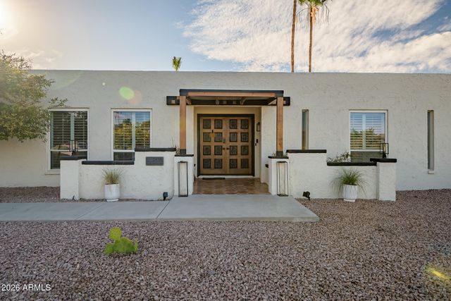 2438 E CHERYL Drive, Phoenix, AZ 85028