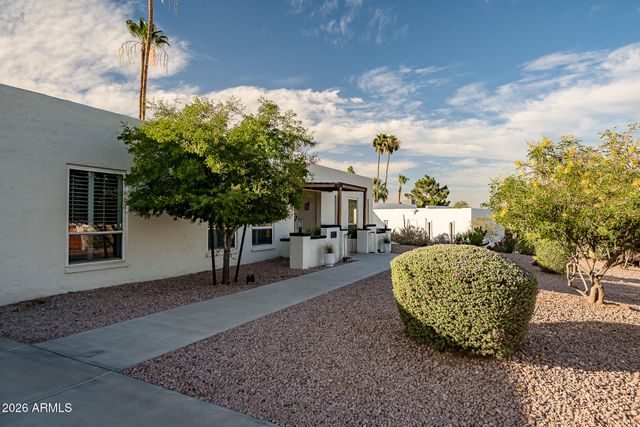 2438 E CHERYL Drive, Phoenix, AZ 85028