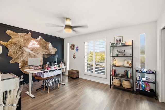 2438 E CHERYL Drive, Phoenix, AZ 85028