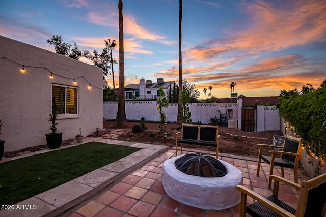 2438 E CHERYL Drive, Phoenix, AZ 85028