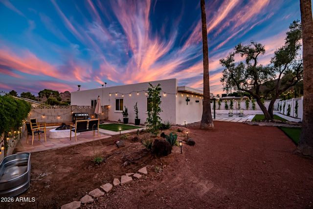 2438 E CHERYL Drive, Phoenix, AZ 85028