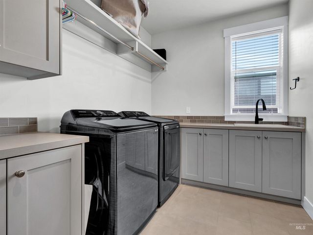 1711 E Spire Street, Meridian, ID 83642