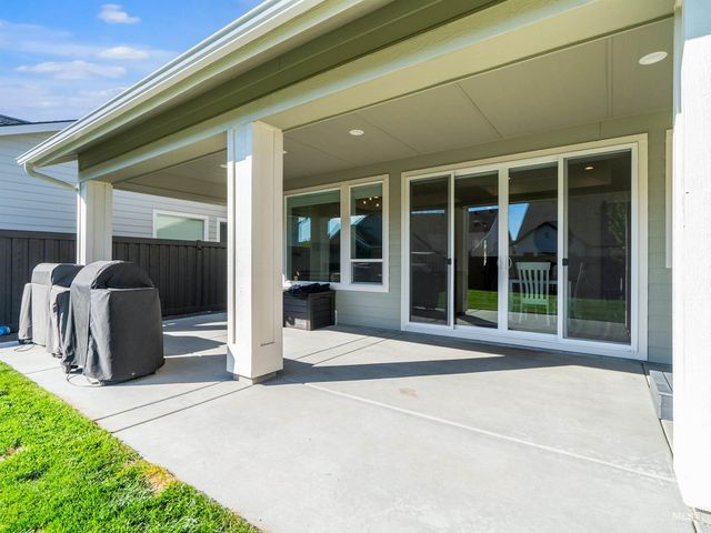 1711 E Spire Street, Meridian, ID 83642