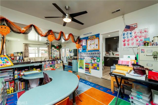 16040 Parthenia, North Hills, CA 91343