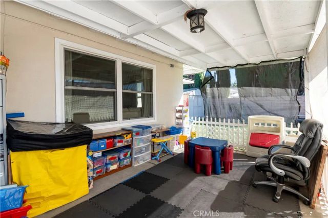 16040 Parthenia, North Hills, CA 91343