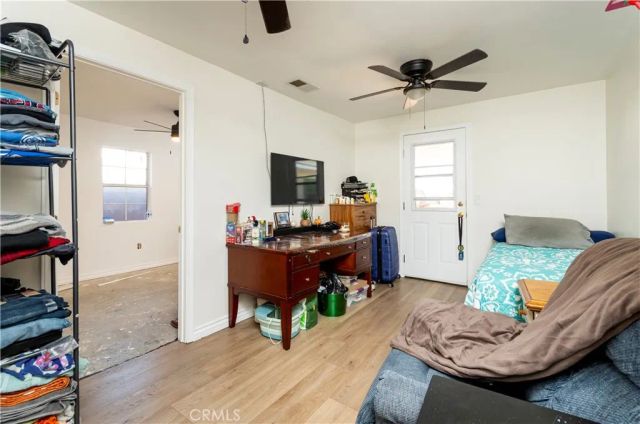 16040 Parthenia, North Hills, CA 91343