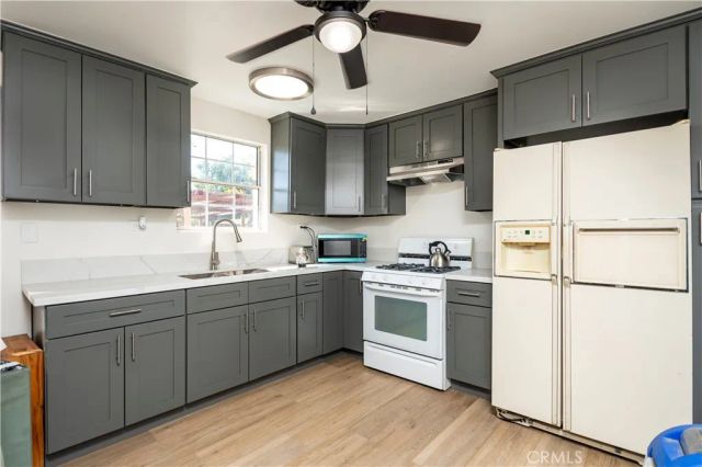 16040 Parthenia, North Hills, CA 91343
