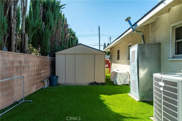 16040 Parthenia, North Hills, CA 91343
