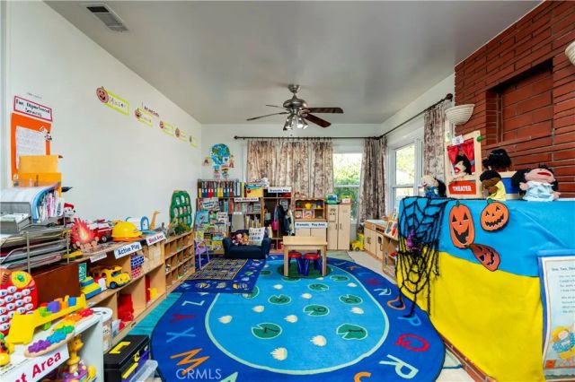 16040 Parthenia, North Hills, CA 91343