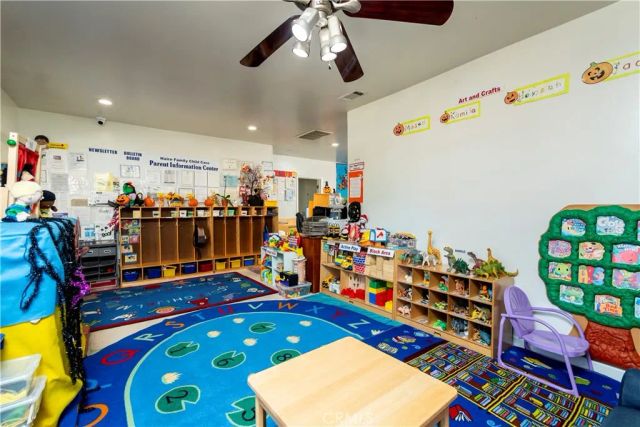 16040 Parthenia, North Hills, CA 91343