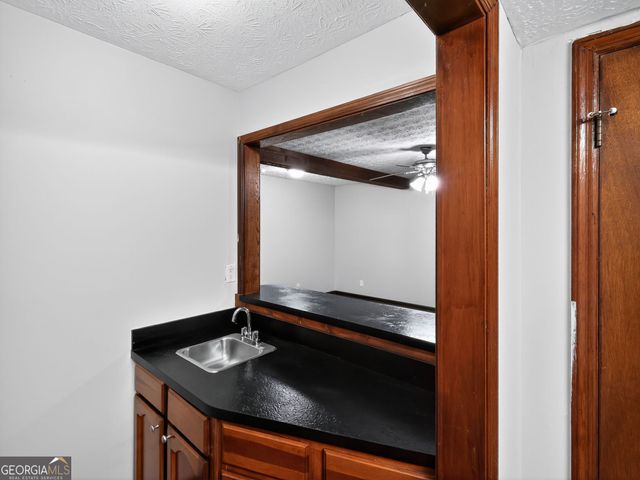 824 Post Road Circle, Stone Mountain, GA 30088