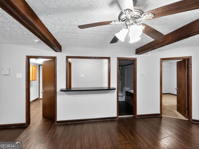 824 Post Road Circle, Stone Mountain, GA 30088