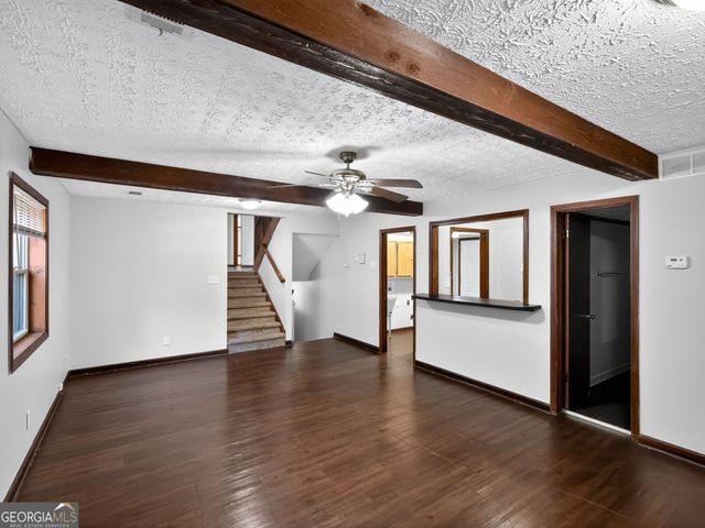 824 Post Road Circle, Stone Mountain, GA 30088
