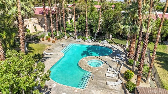 2800 N Los Felices W 107, Palm Springs, CA 92262