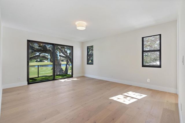 868 Country Club Drive, North Palm Beach, FL 33408